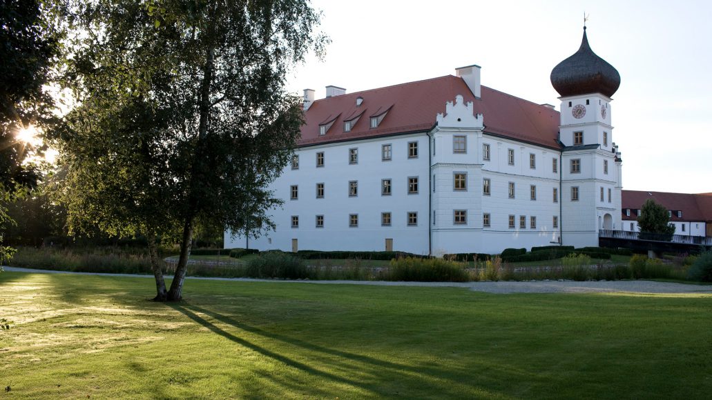 SH_Schloss_Sommer_02